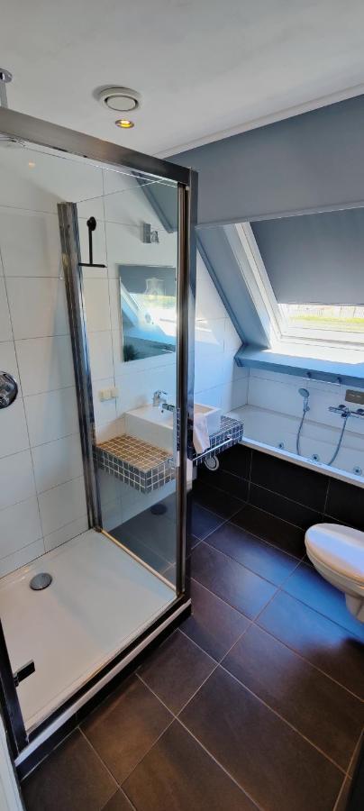 Pension Bakema Ameland Nes  Exterior photo